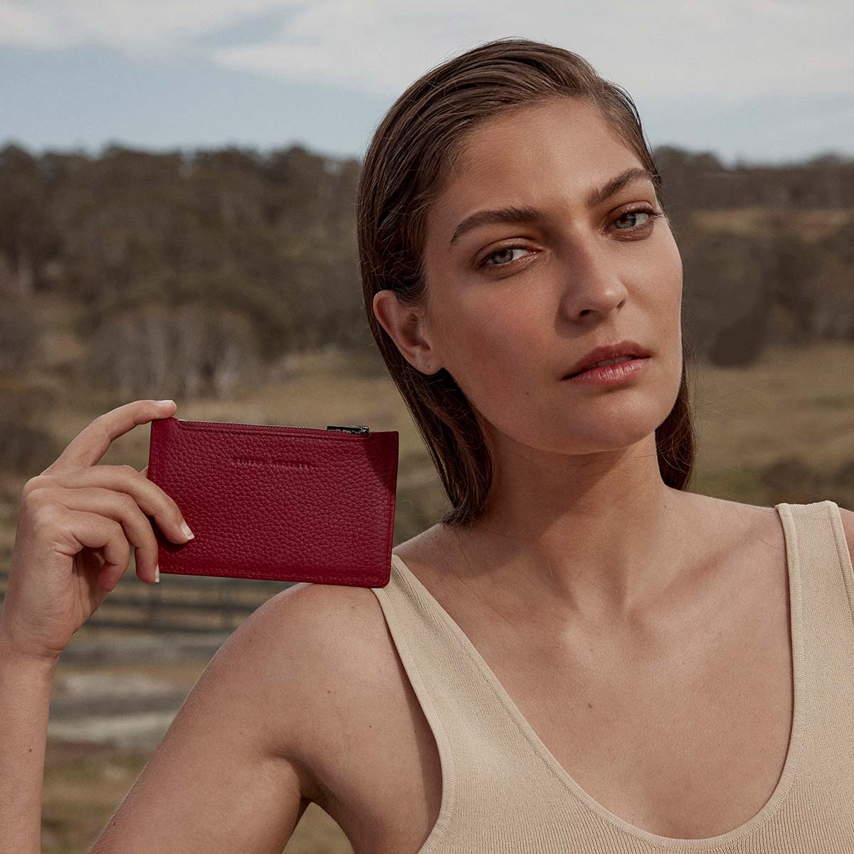 Avoiding Things Wallet - Rouge - Image 5
