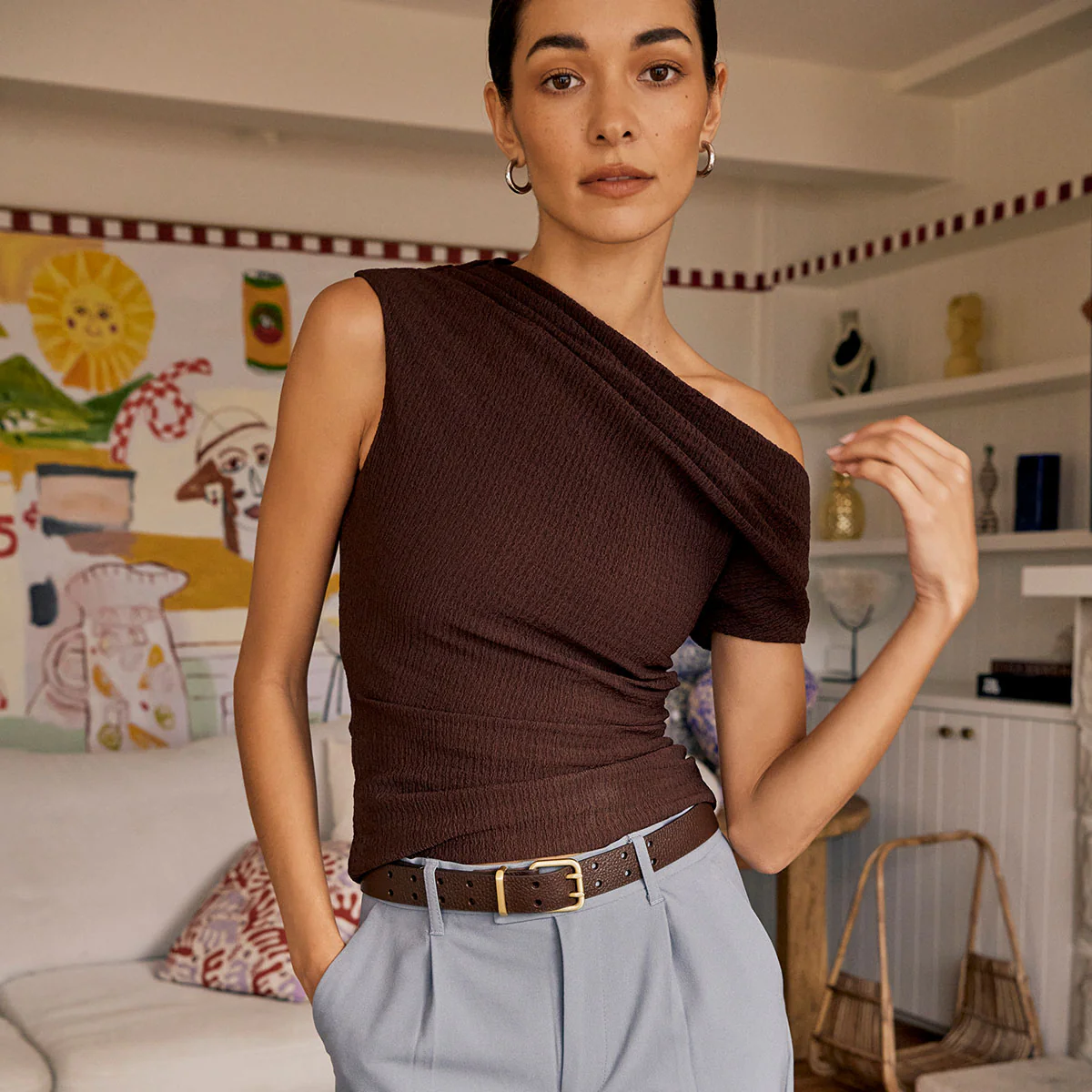 Barely Moving Belt - Choc/Gold - Image 9