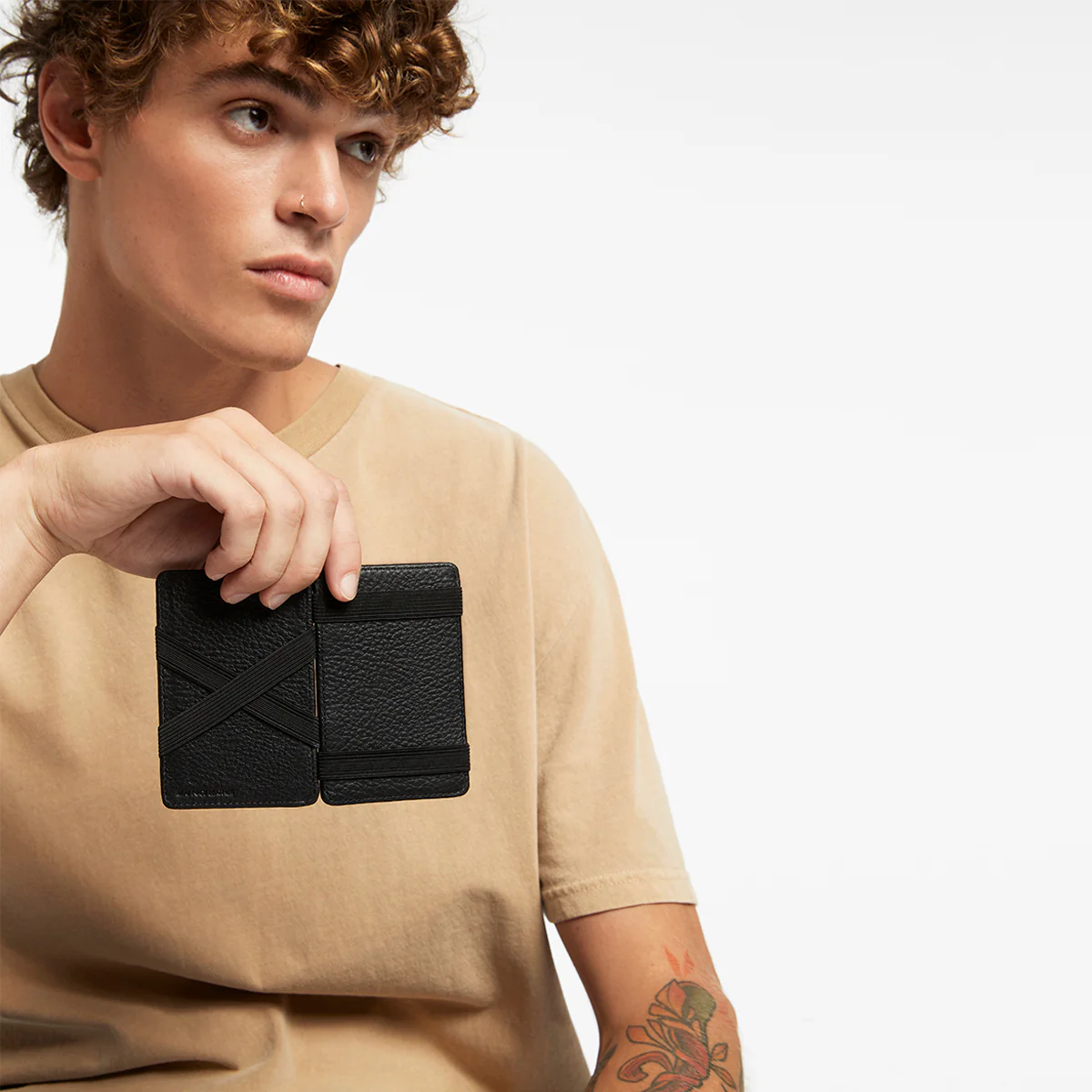 Flip Wallet - Black - Image 6
