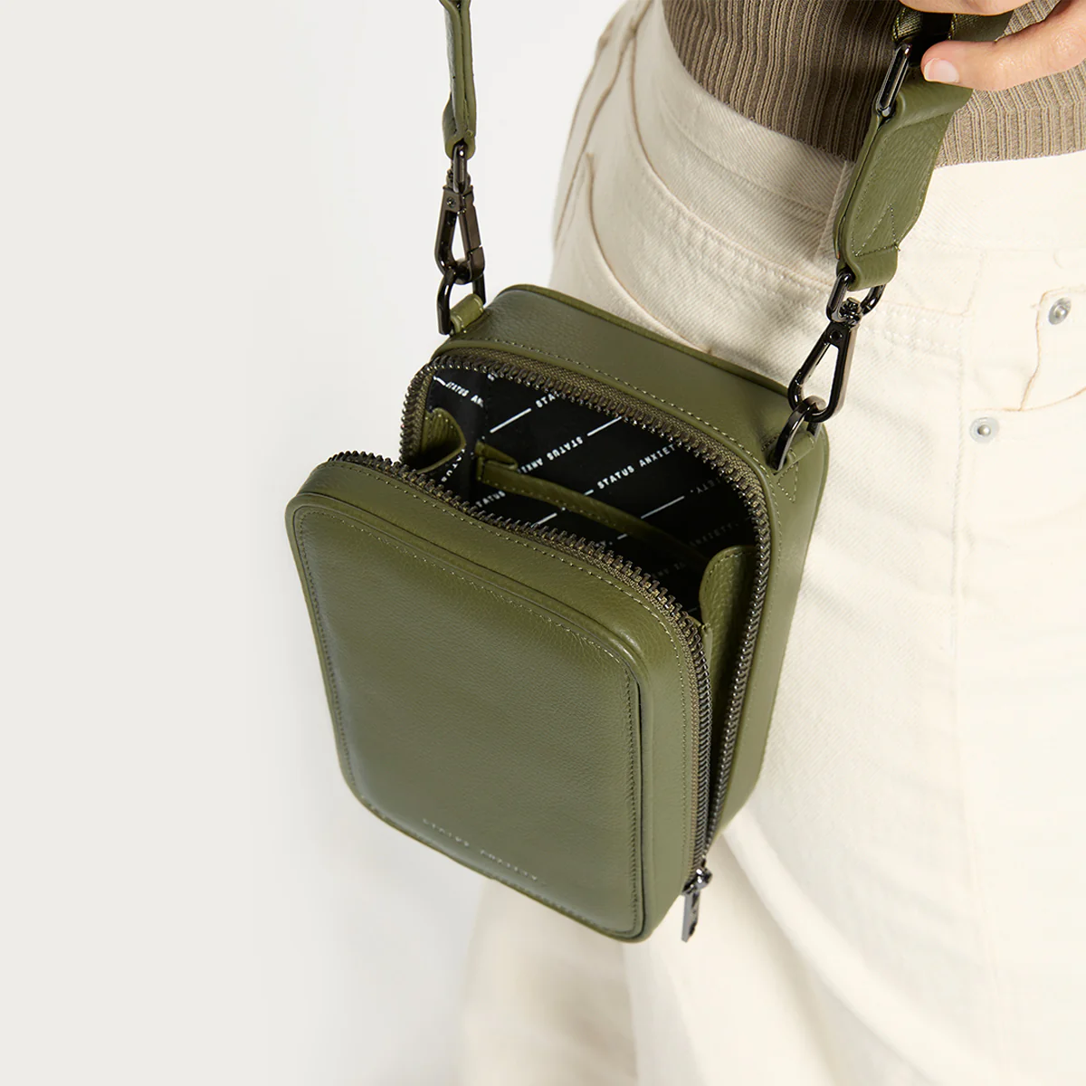 Good Life Bag - Khaki - Image 8