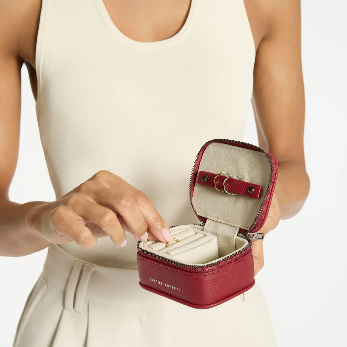 Heartbreaker Jewellery Case - Rouge - Image 2