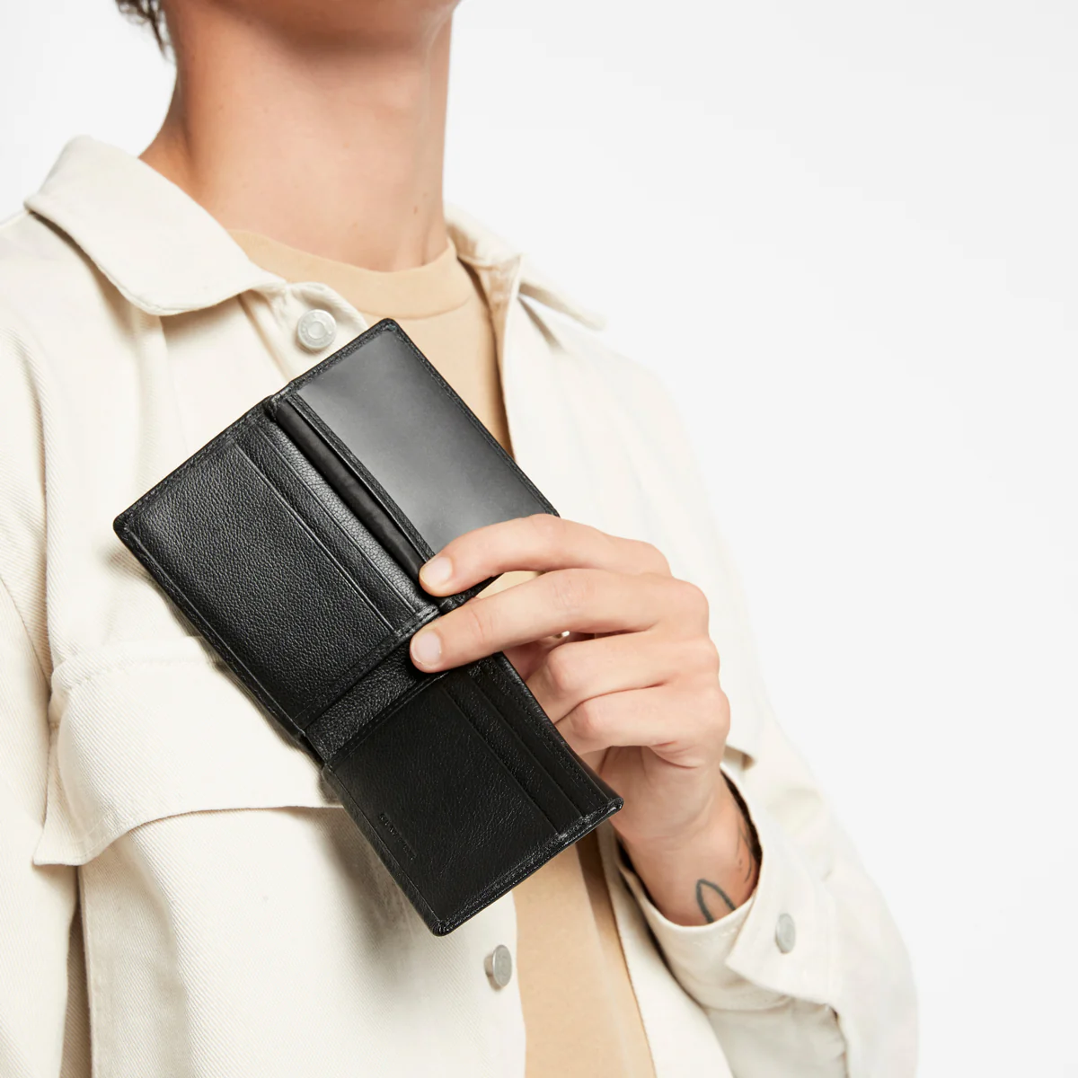 Jonah Wallet - Black - Image 8