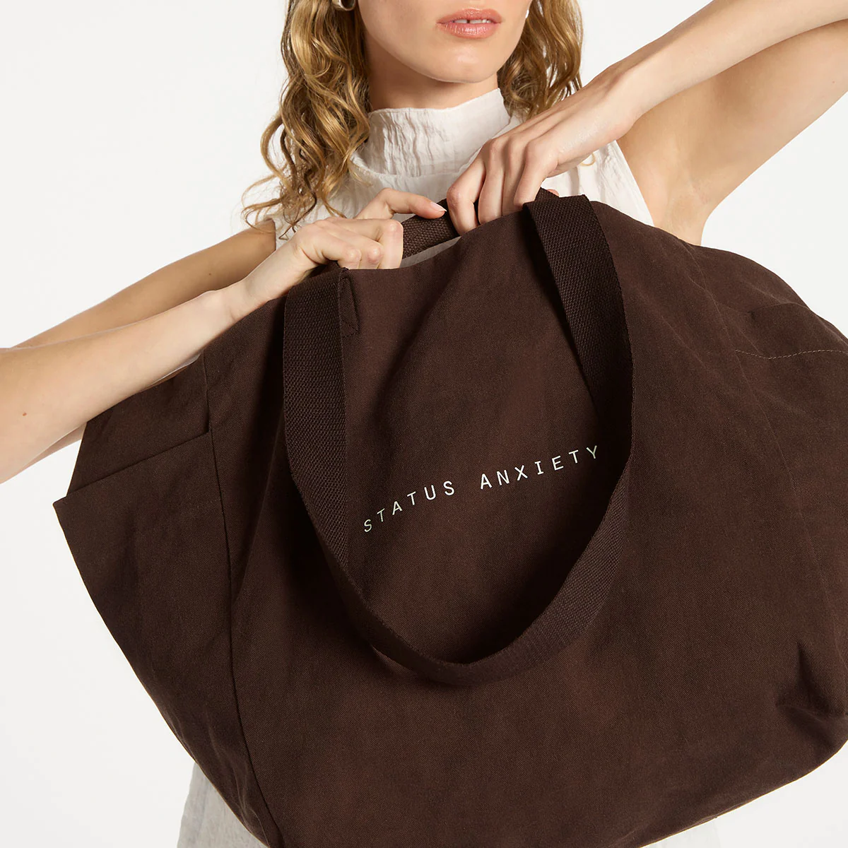 Knees Deep Bag - Bark - Image 6