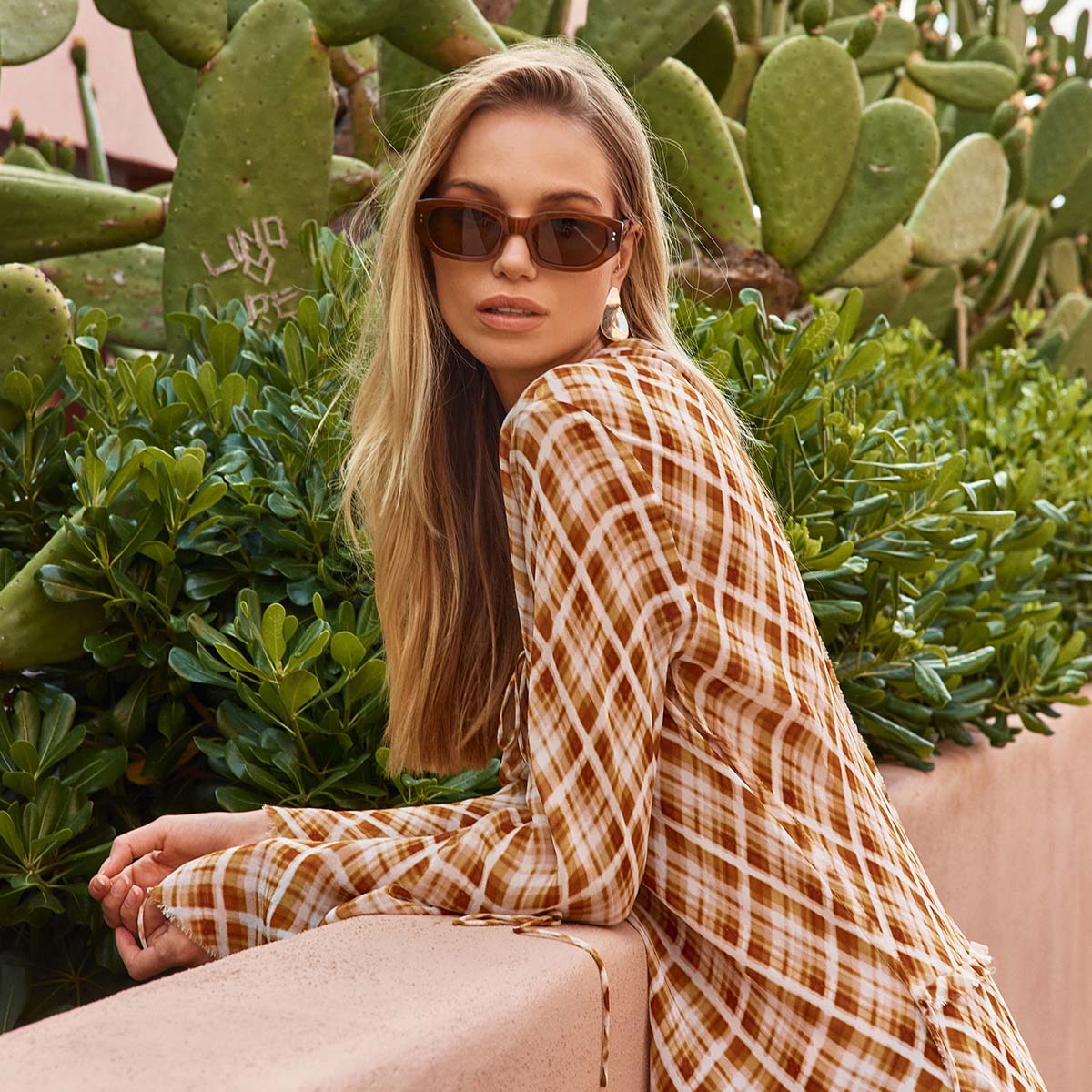 Luna Sunglasses - Brown - Image 13