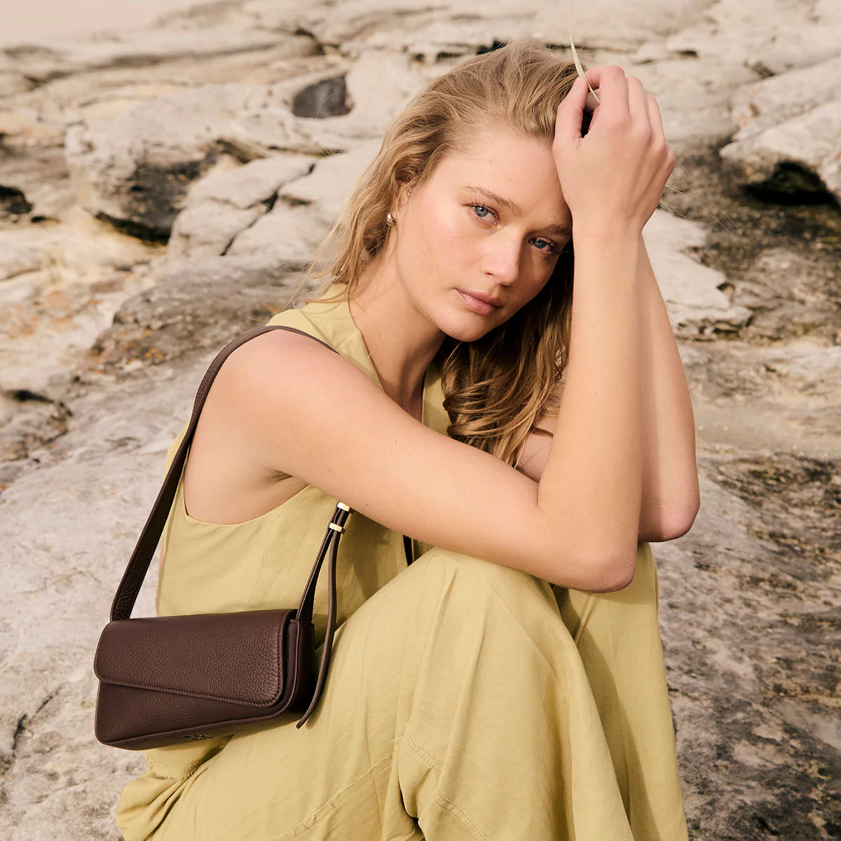 Overnight Obsession Bag - Cocoa/Brushed Gold - Image 11