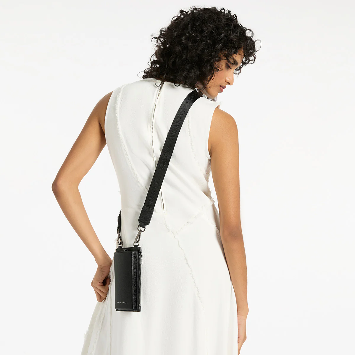 Voyager Bag - Black - Image 11